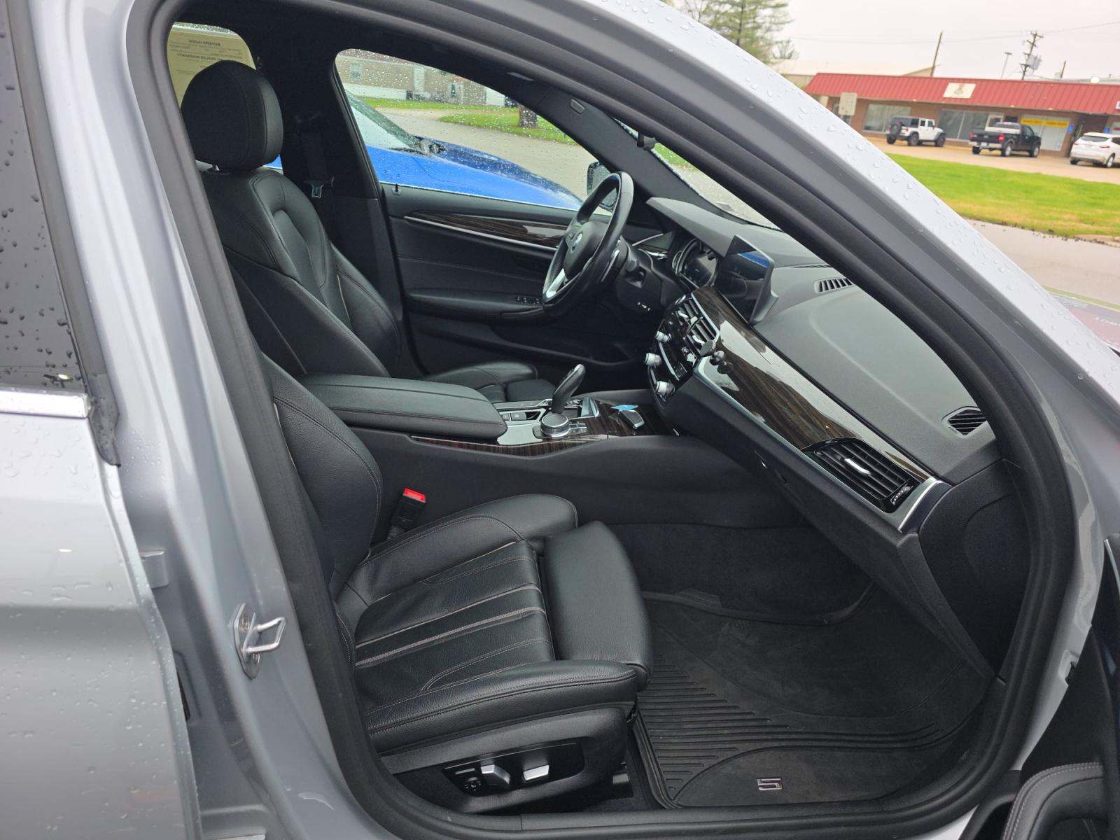 2018 BMW 5 Series 530e xDrive iPerformance AWD