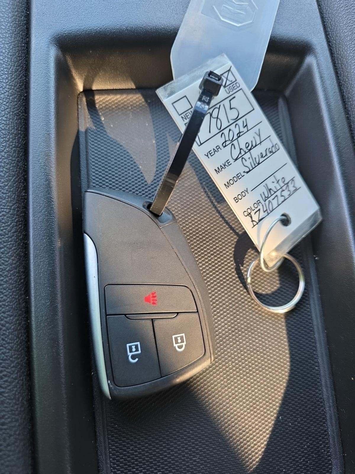 2024 Chevrolet Silverado 1500 RST AWD