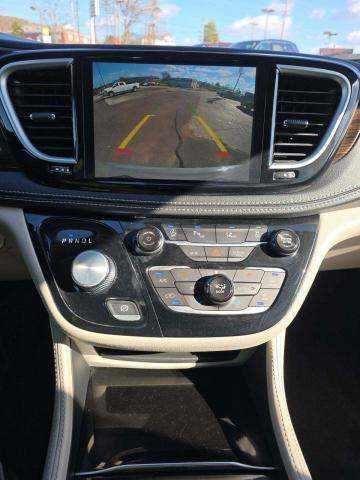 2023 Chrysler Pacifica Limited FWD