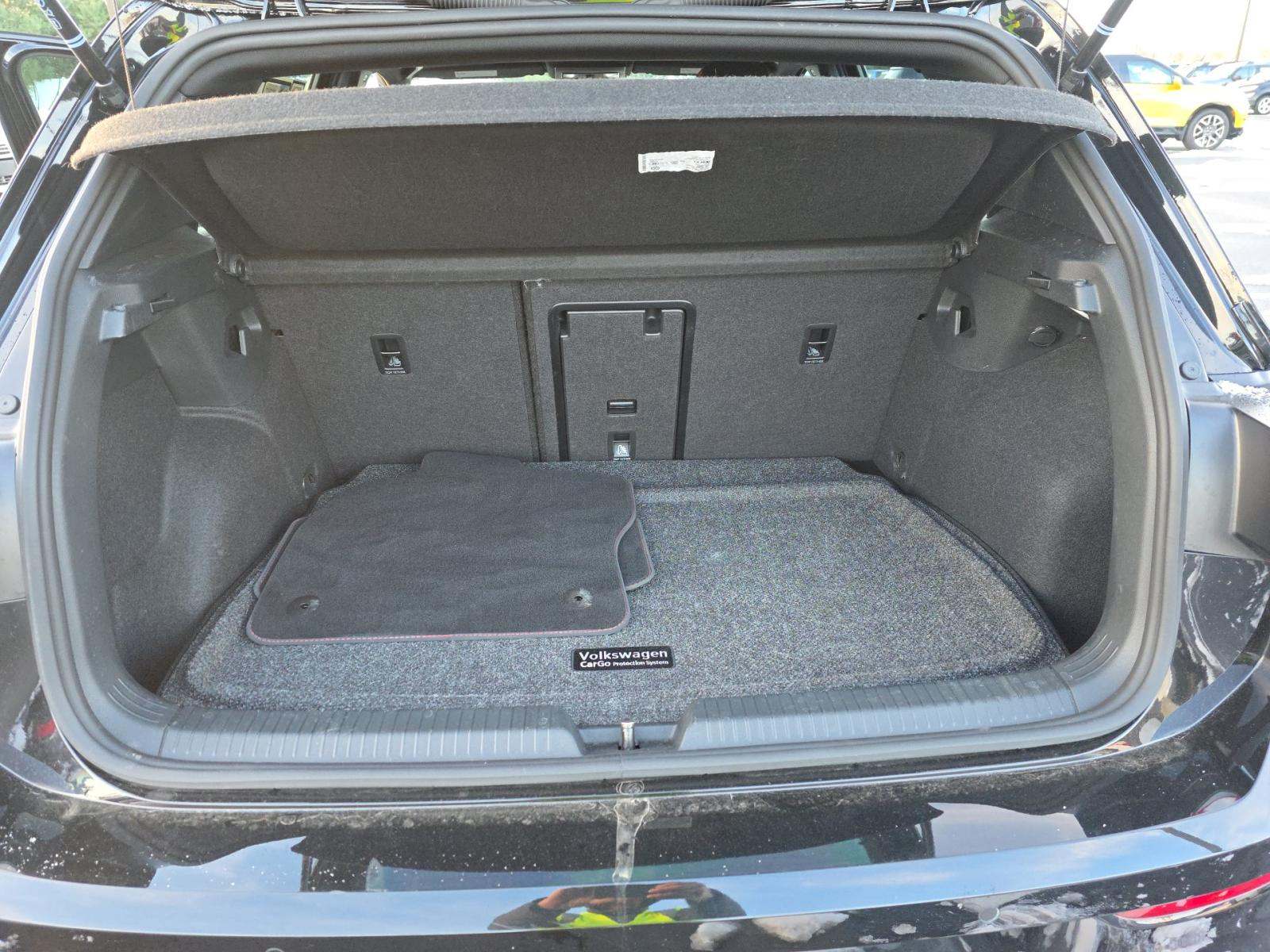 2024 Volkswagen Golf GTI 2.0T 380 SE FWD