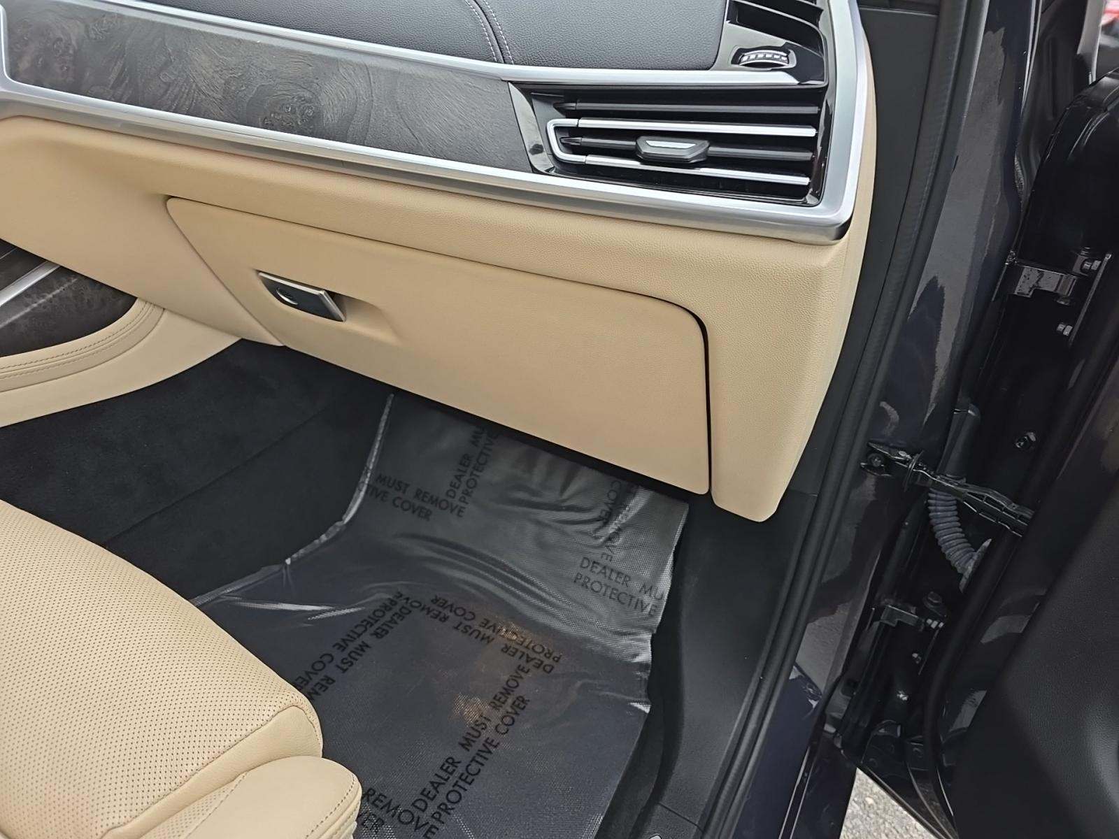 2022 BMW X7 xDrive40i AWD