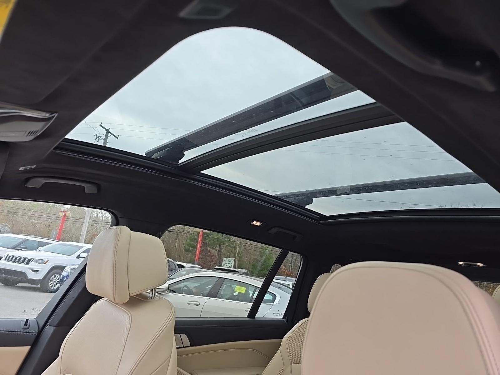 2022 BMW X7 xDrive40i AWD