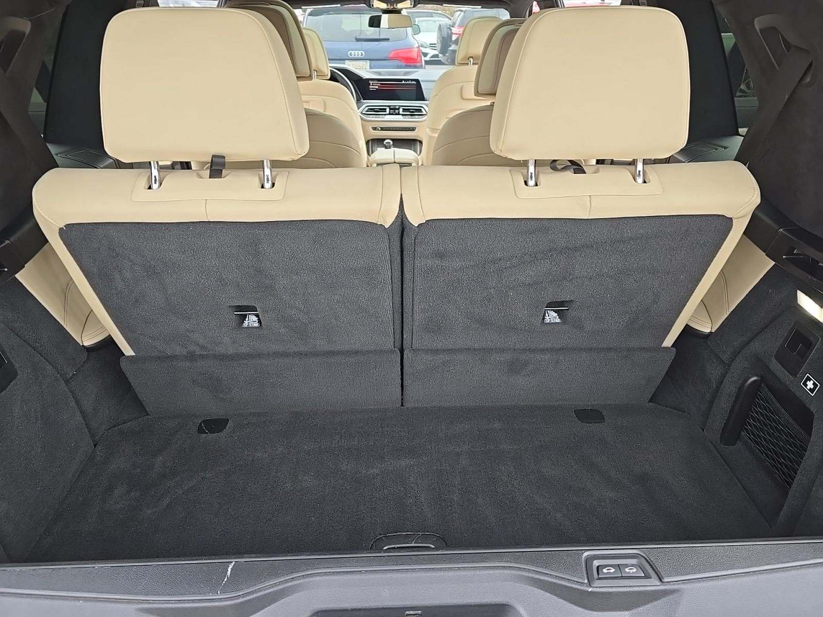 2022 BMW X7 xDrive40i AWD