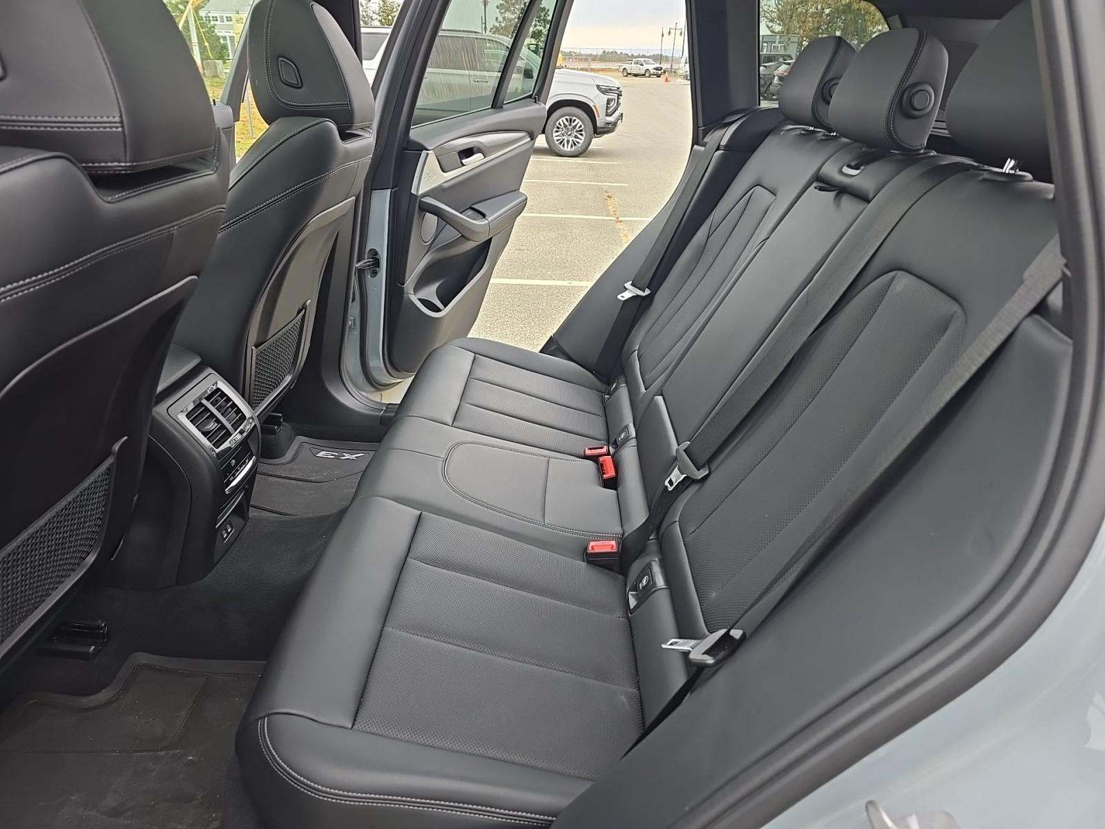 2023 BMW X3 xDrive30i AWD