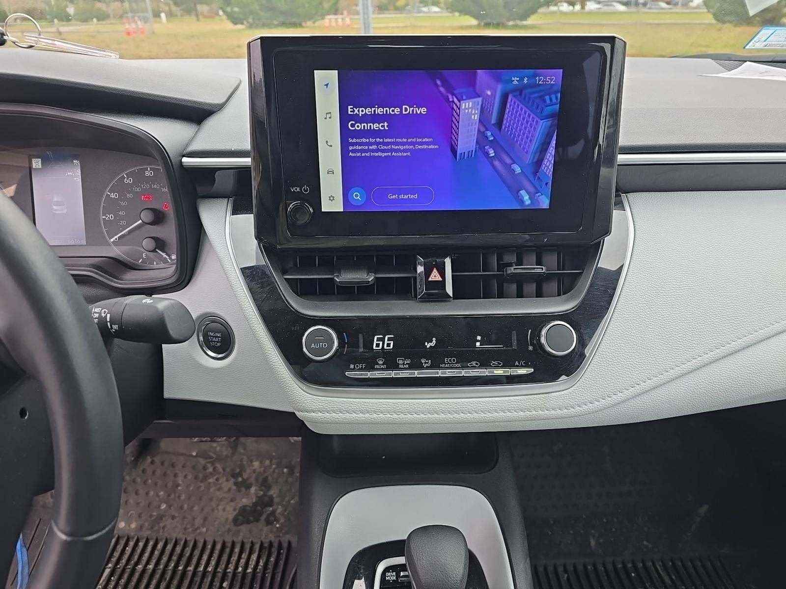 2025 Toyota Corolla SE FWD