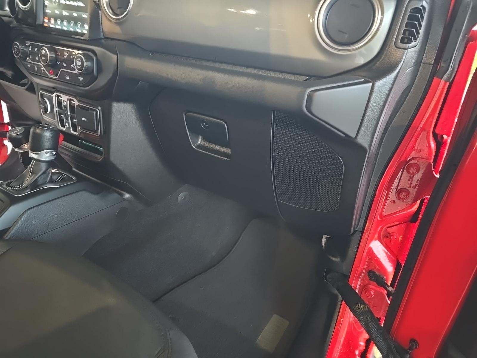 2023 Jeep Wrangler Sahara AWD