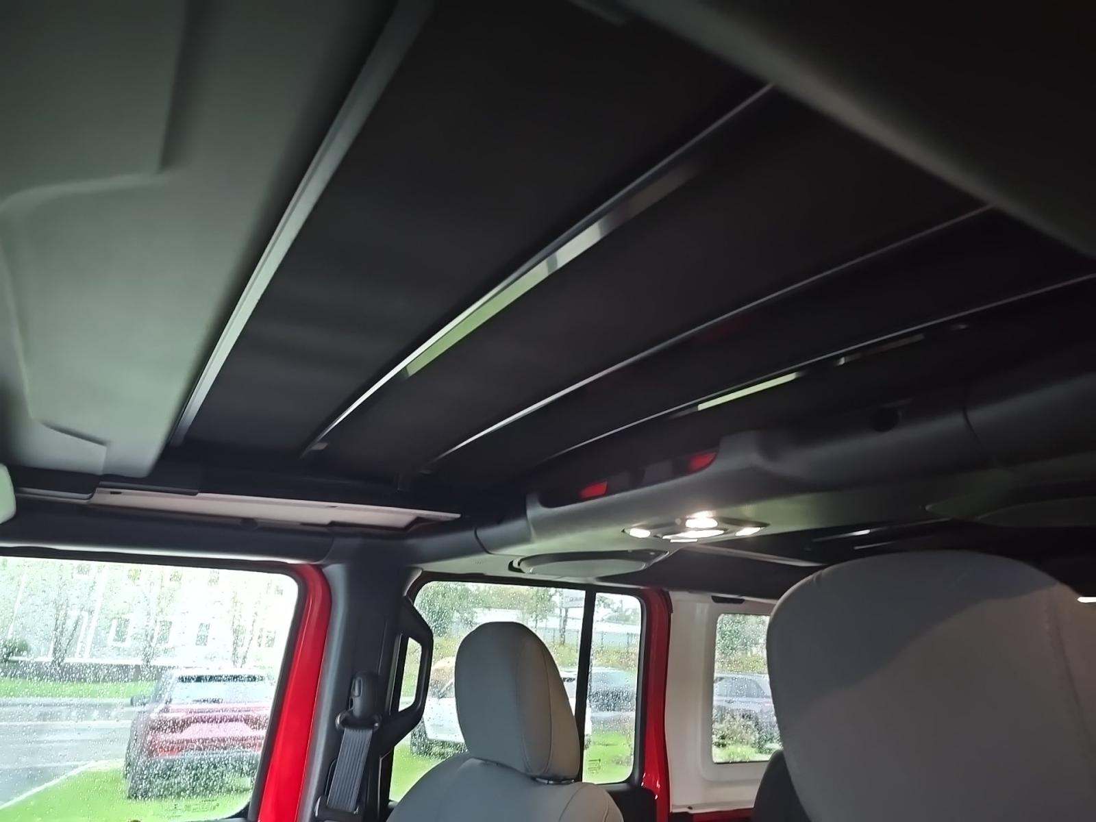 2023 Jeep Wrangler Sahara AWD