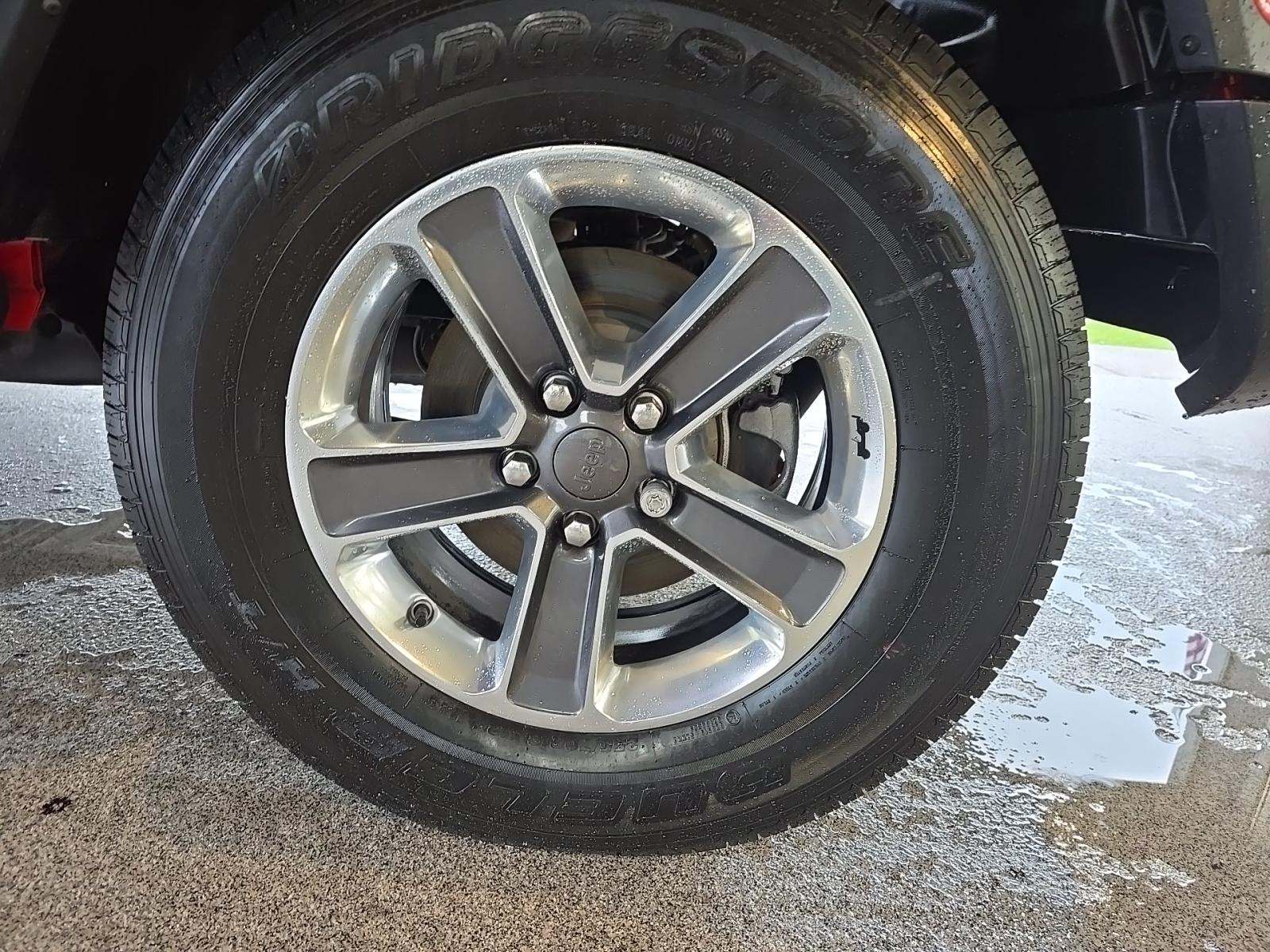 2023 Jeep Wrangler Sahara AWD