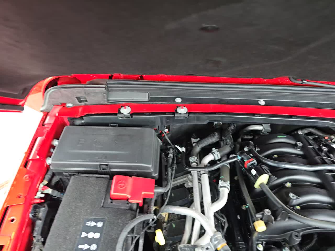 2023 Jeep Wrangler Sahara AWD