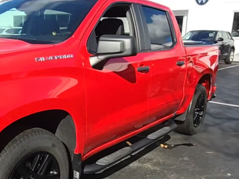 2022 Chevrolet Silverado 1500 Custom AWD