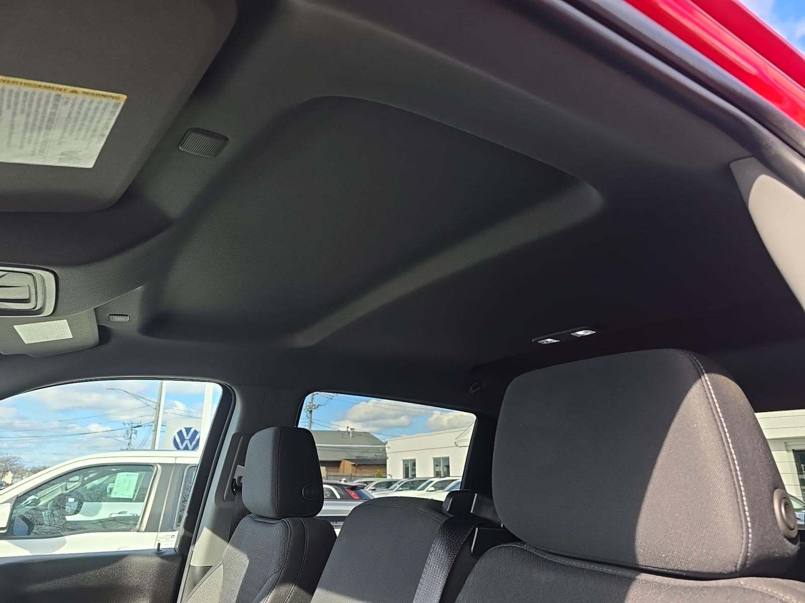 2022 Chevrolet Silverado 1500 Custom AWD