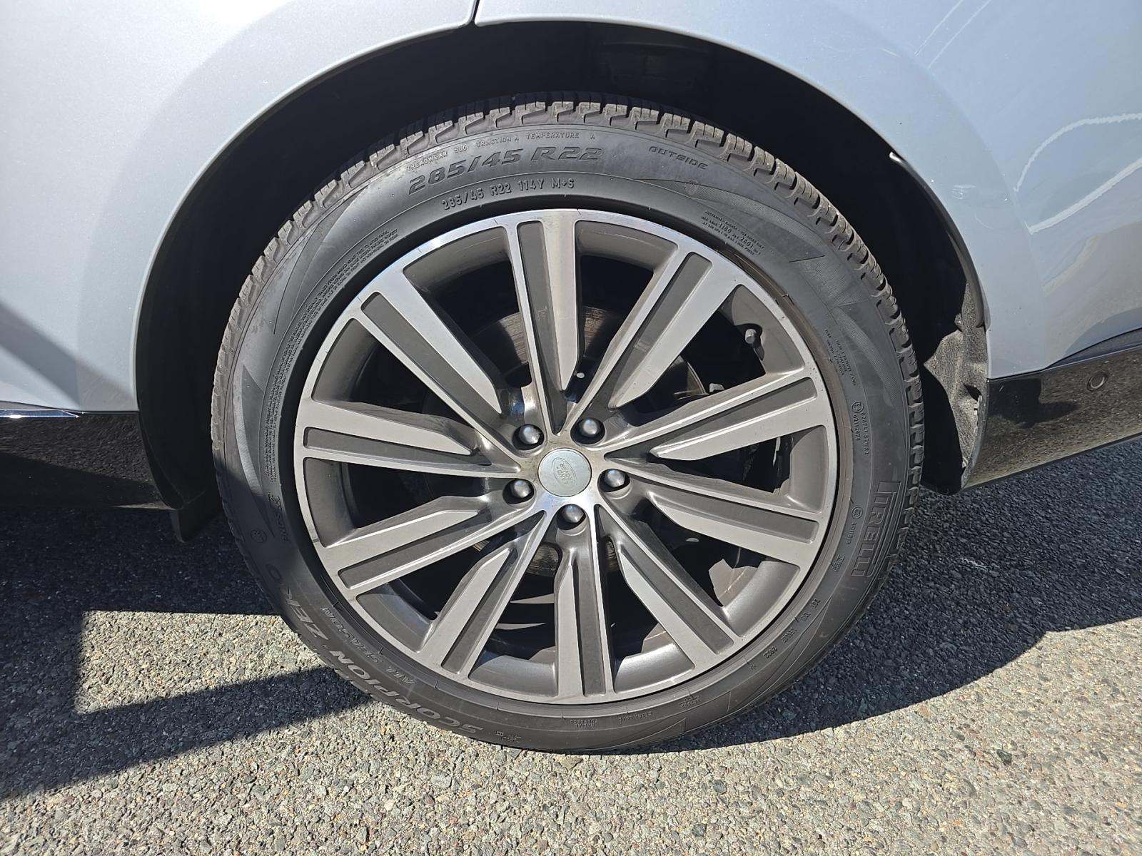 2023 Land Rover Range Rover SE AWD