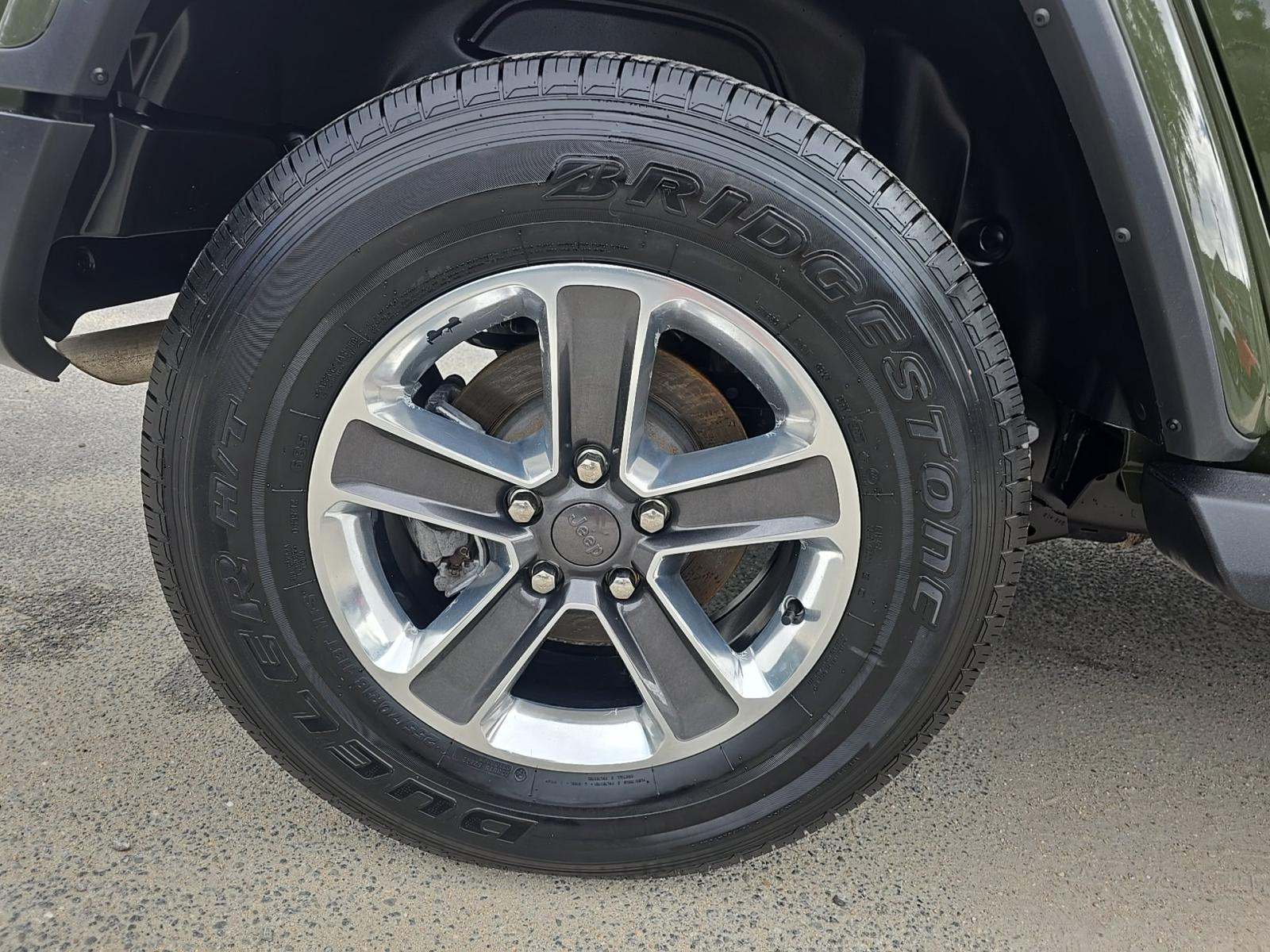 2023 Jeep Wrangler Sahara AWD