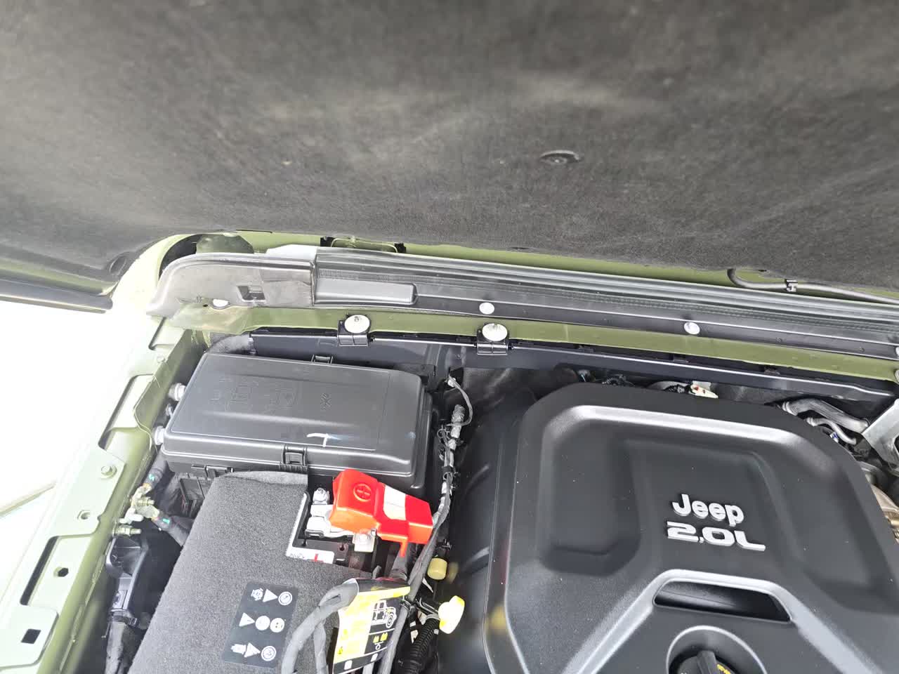 2023 Jeep Wrangler Sahara AWD