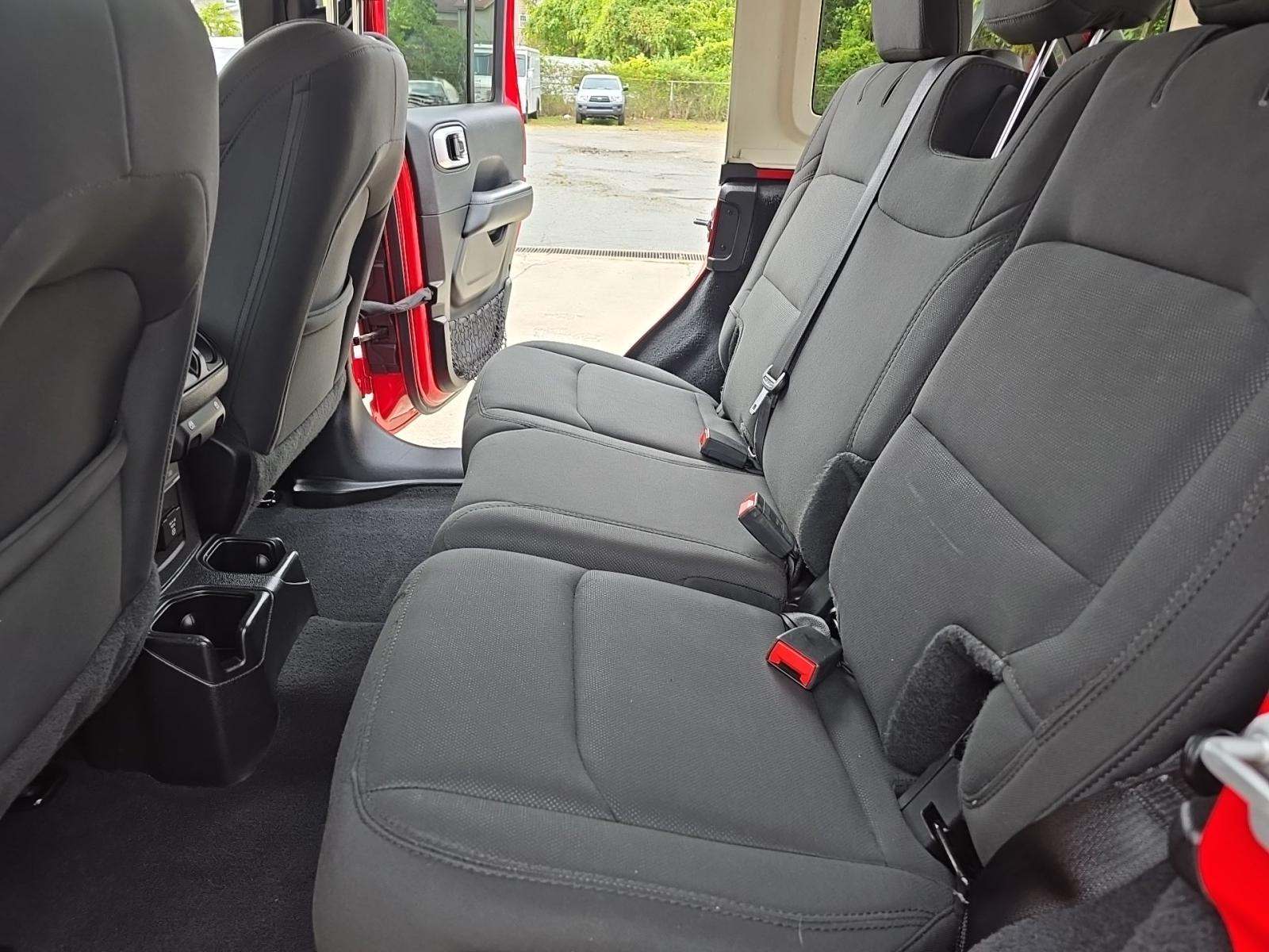 2019 Jeep Wrangler Unlimited Sahara AWD