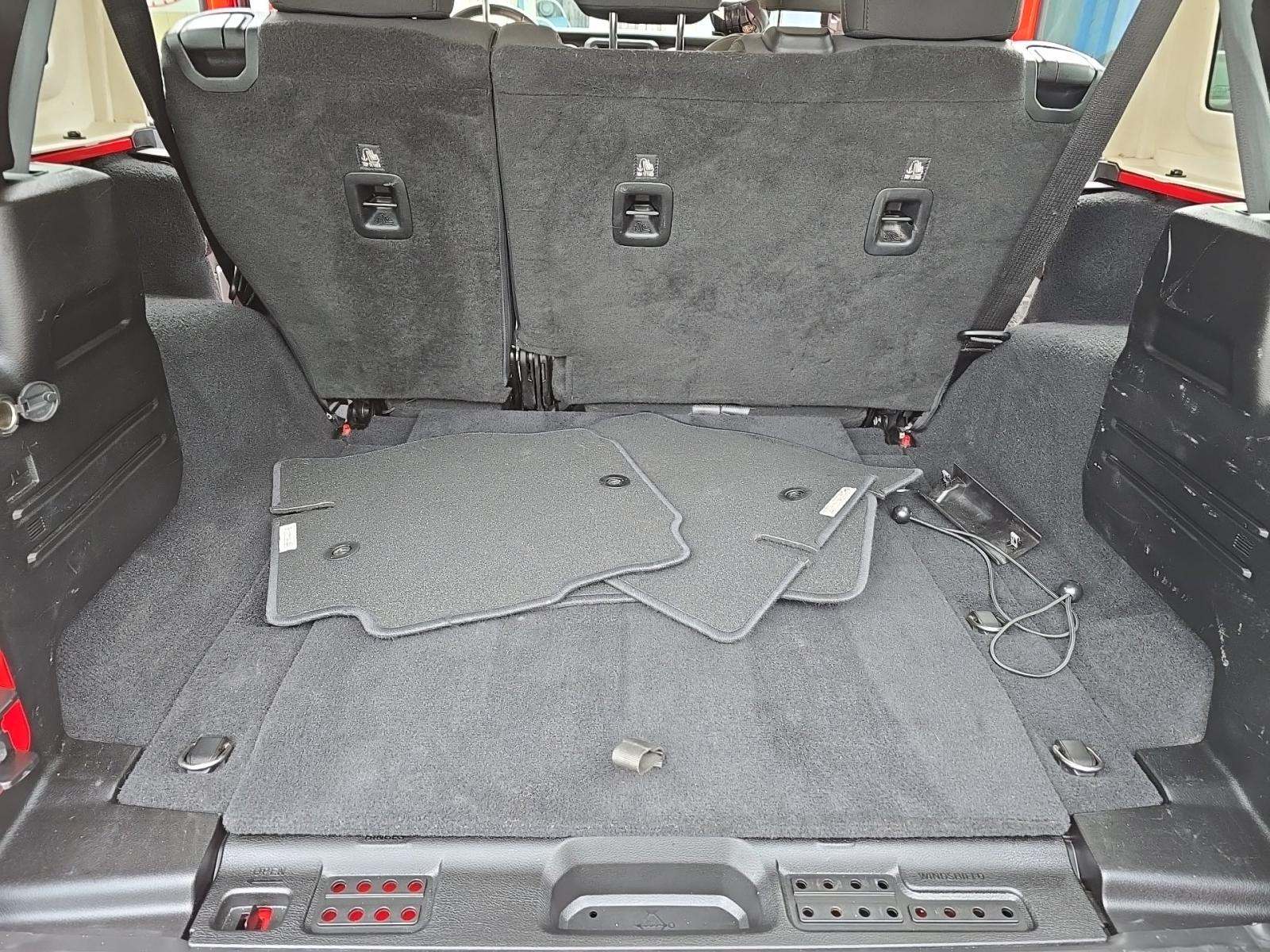 2019 Jeep Wrangler Unlimited Sahara AWD