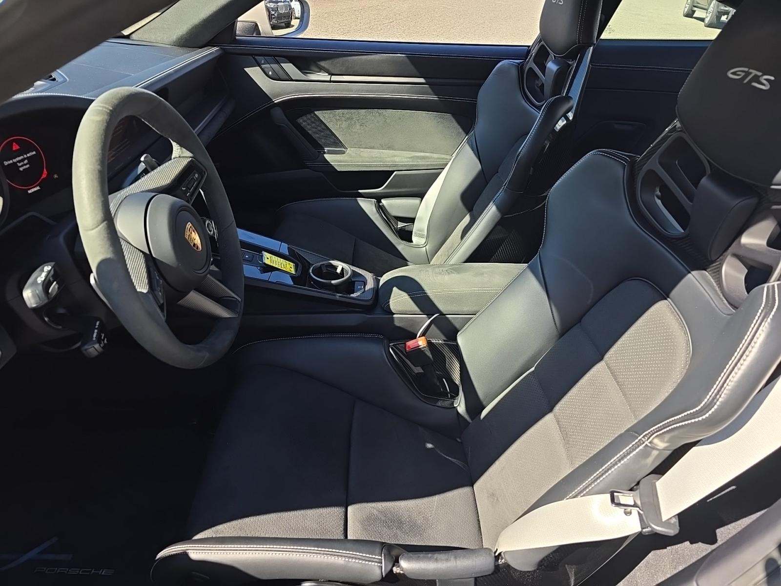 2024 Porsche 911 Carrera GTS RWD