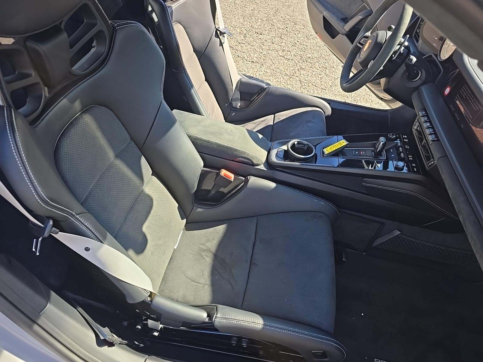 2024 Porsche 911 Carrera GTS RWD