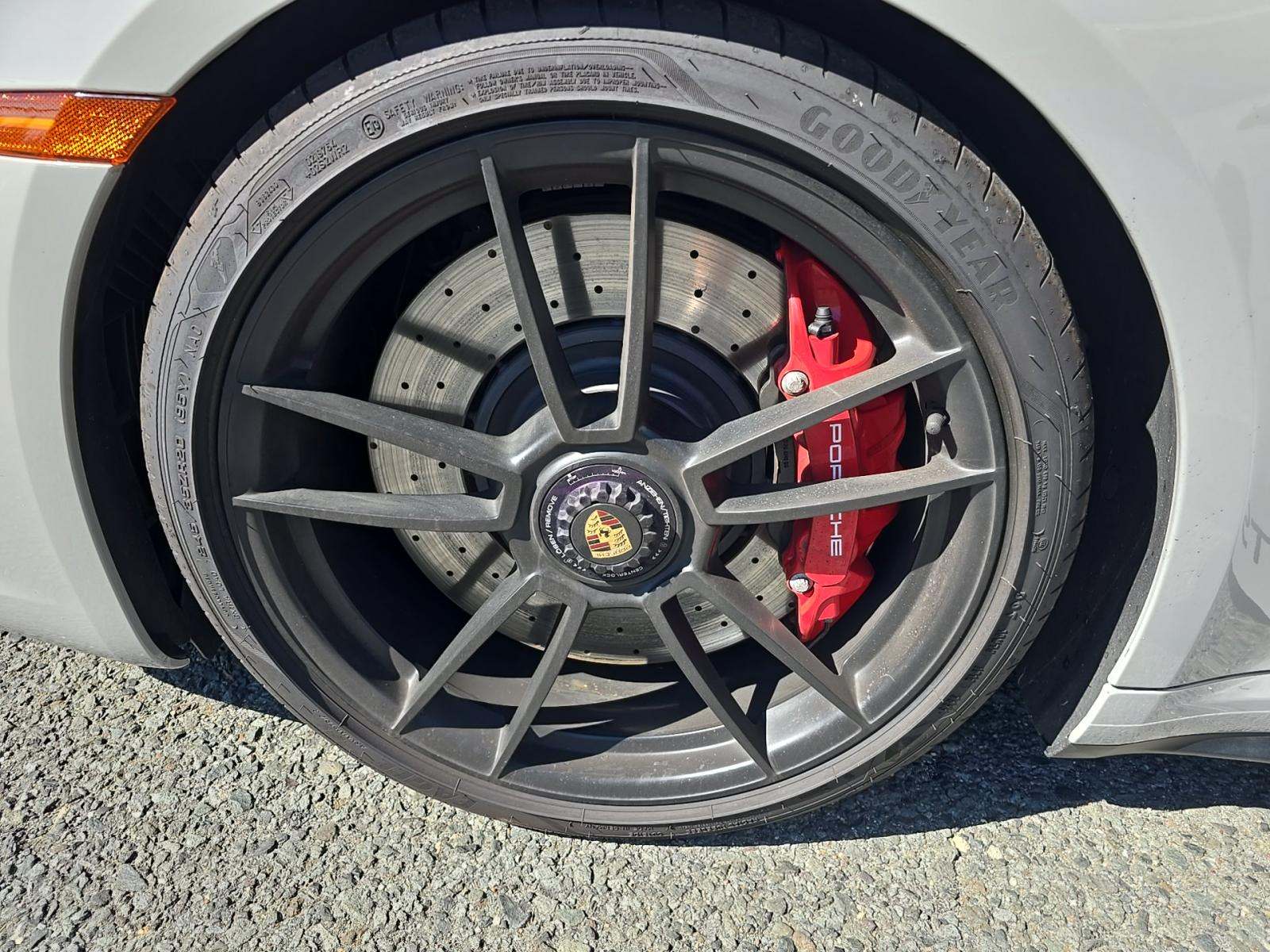 2024 Porsche 911 Carrera GTS RWD