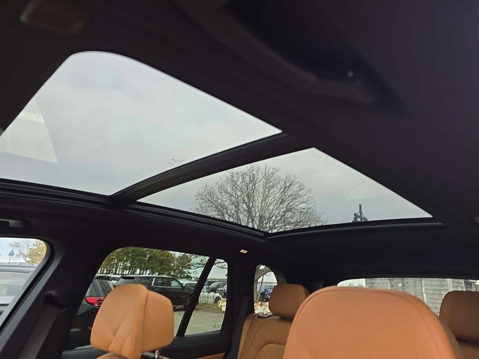 2025 BMW X5 xDrive50e AWD