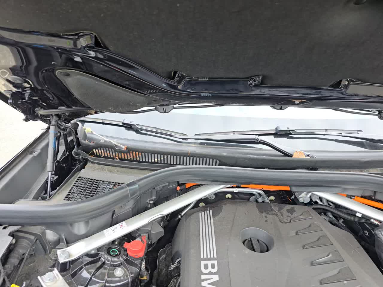 2025 BMW X5 xDrive50e AWD