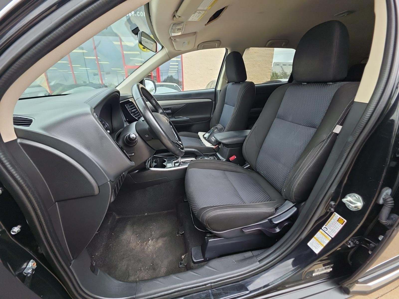 2018 Mitsubishi Outlander SE FWD