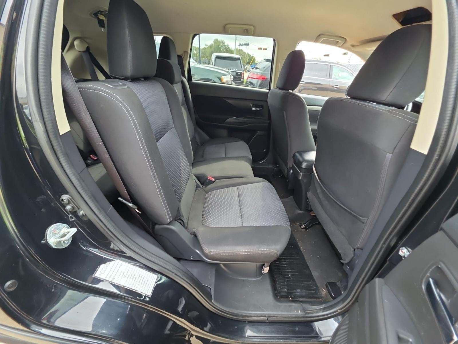 2018 Mitsubishi Outlander SE FWD