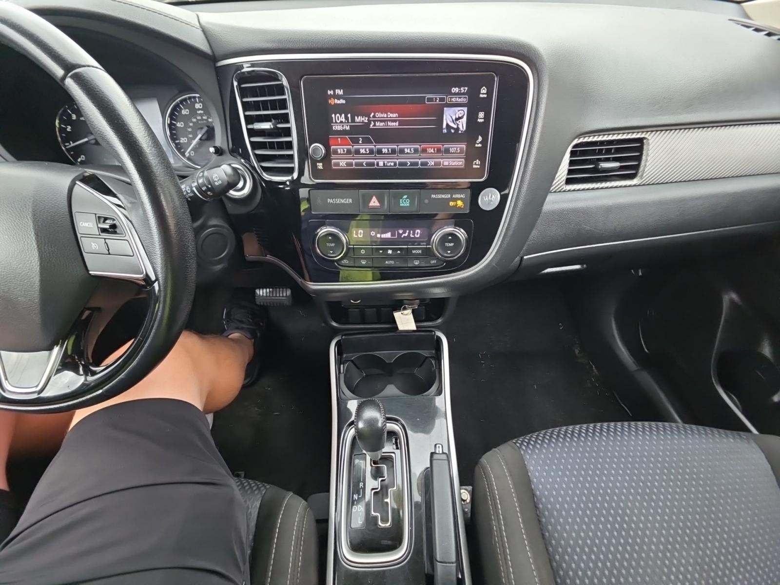 2018 Mitsubishi Outlander SE FWD