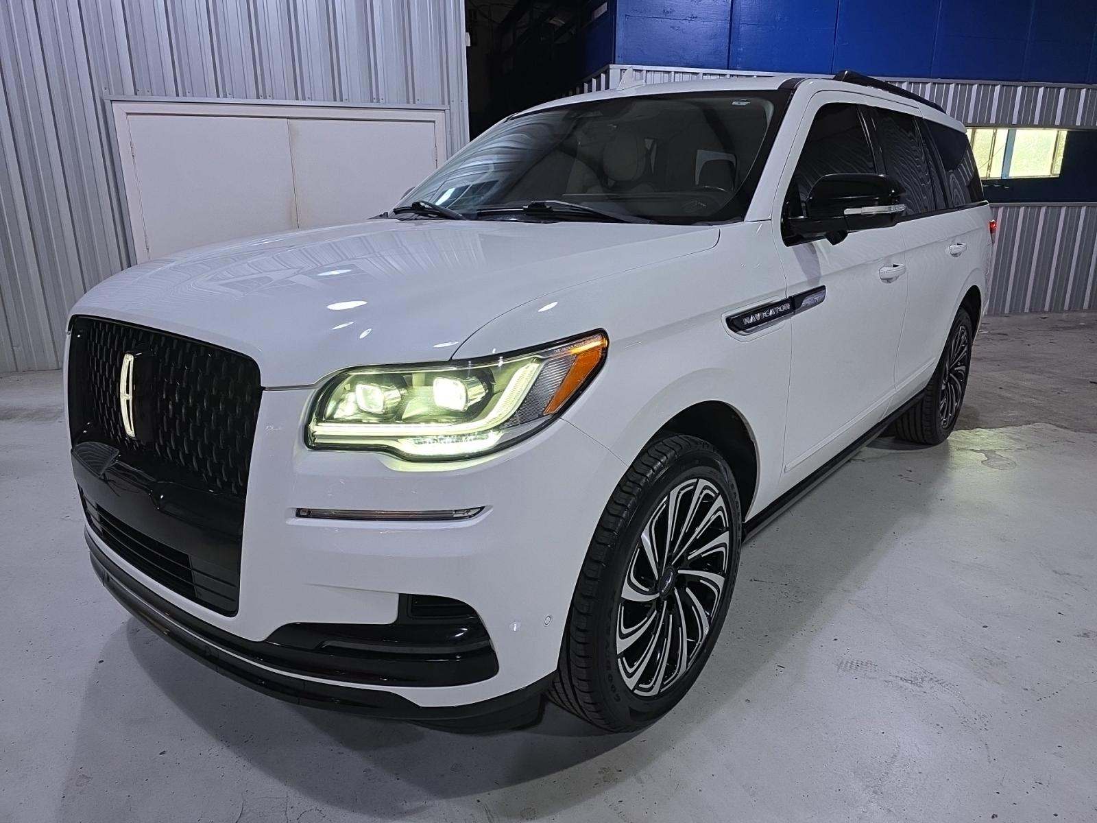 2022 Lincoln Navigator Black Label AWD