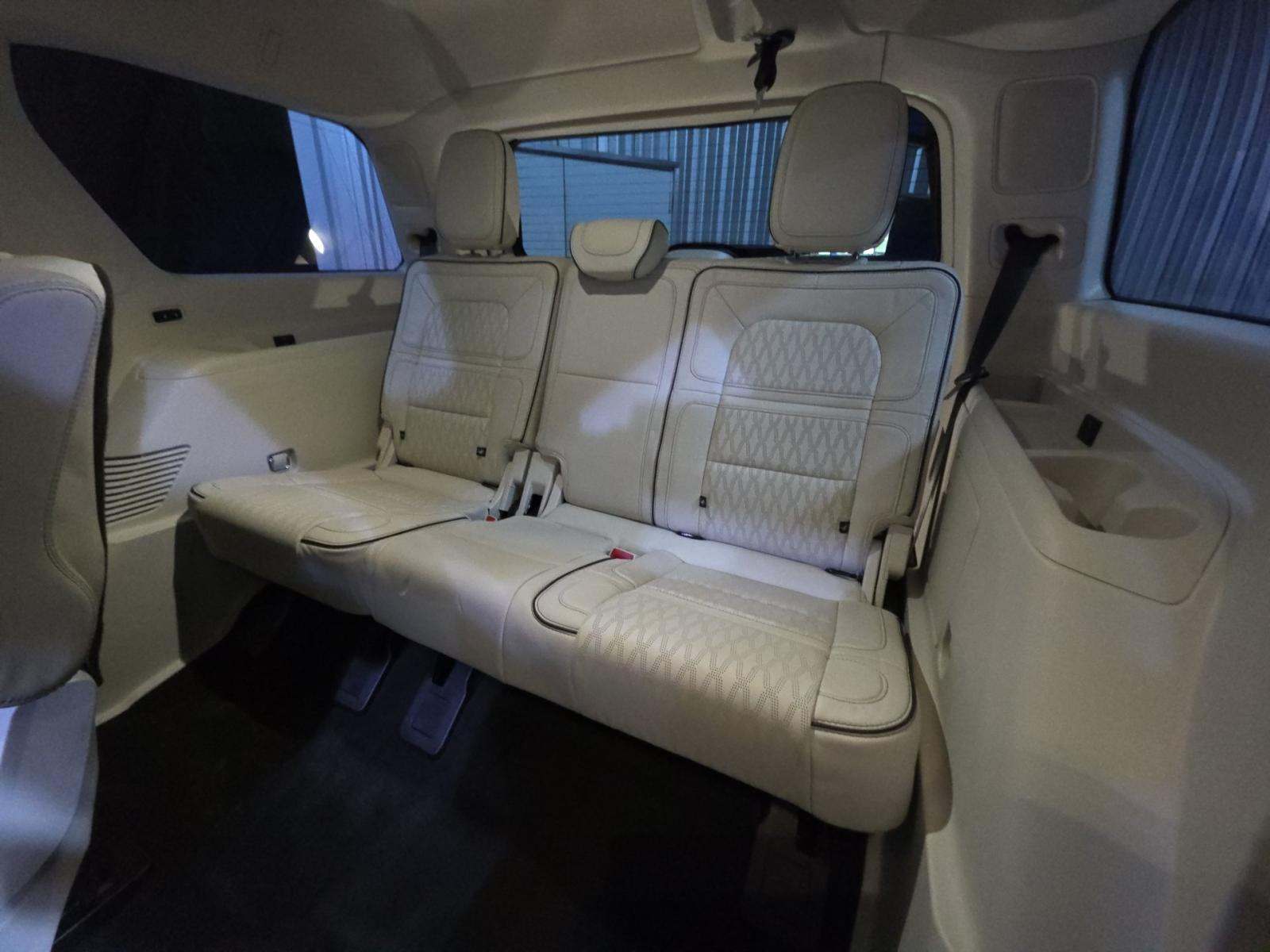 2022 Lincoln Navigator Black Label AWD