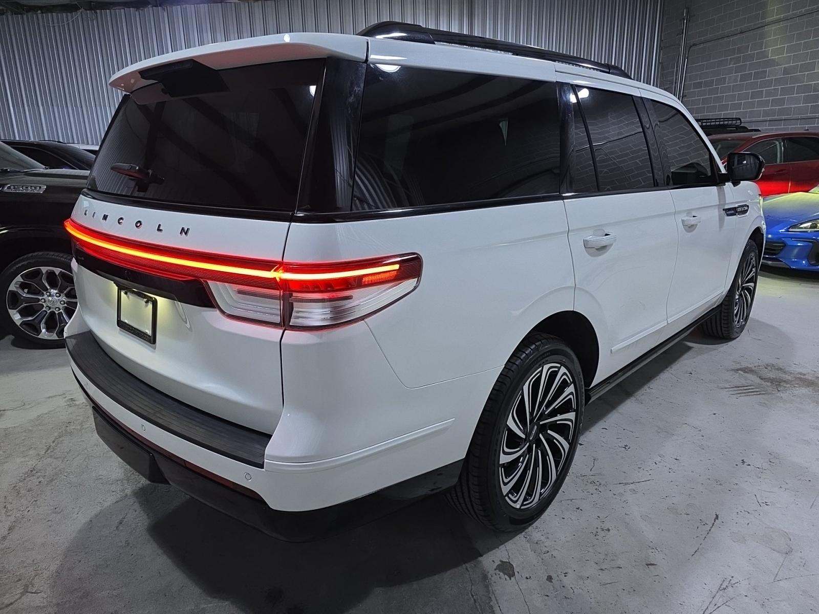 2022 Lincoln Navigator Black Label AWD