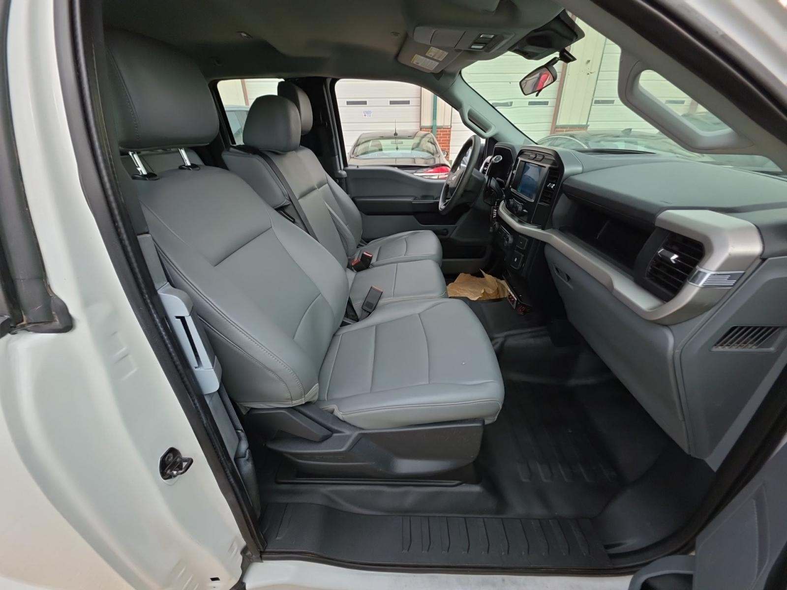 2022 Ford F-150 XL RWD