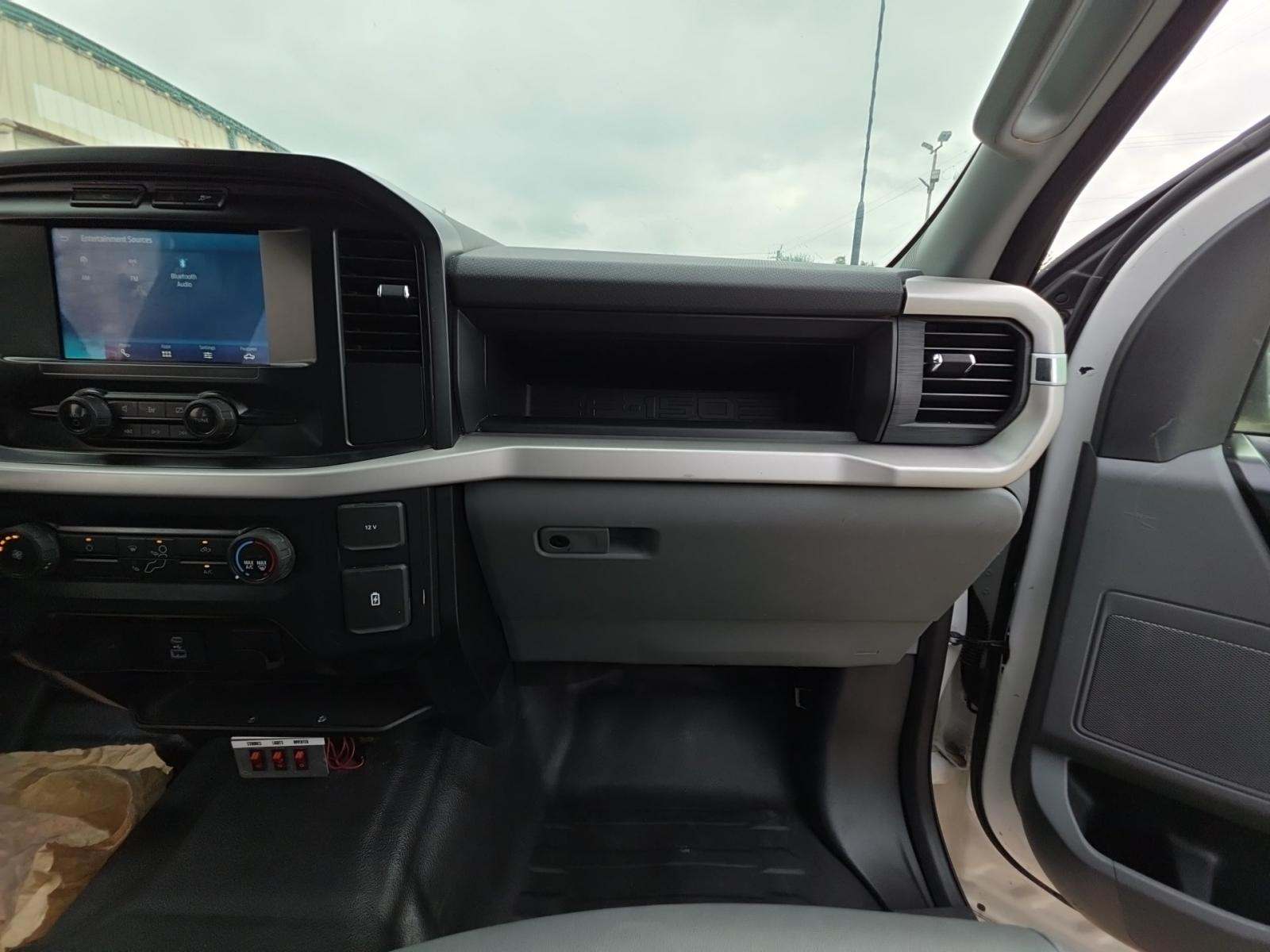 2022 Ford F-150 XL RWD