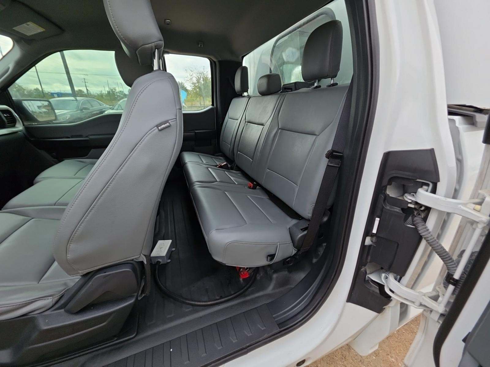 2022 Ford F-150 XL RWD