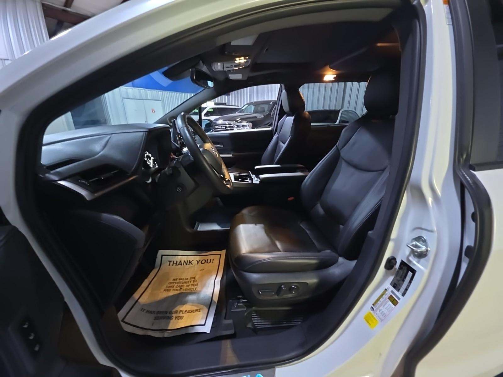 2023 Toyota Sienna XSE 25th Anniversary FWD