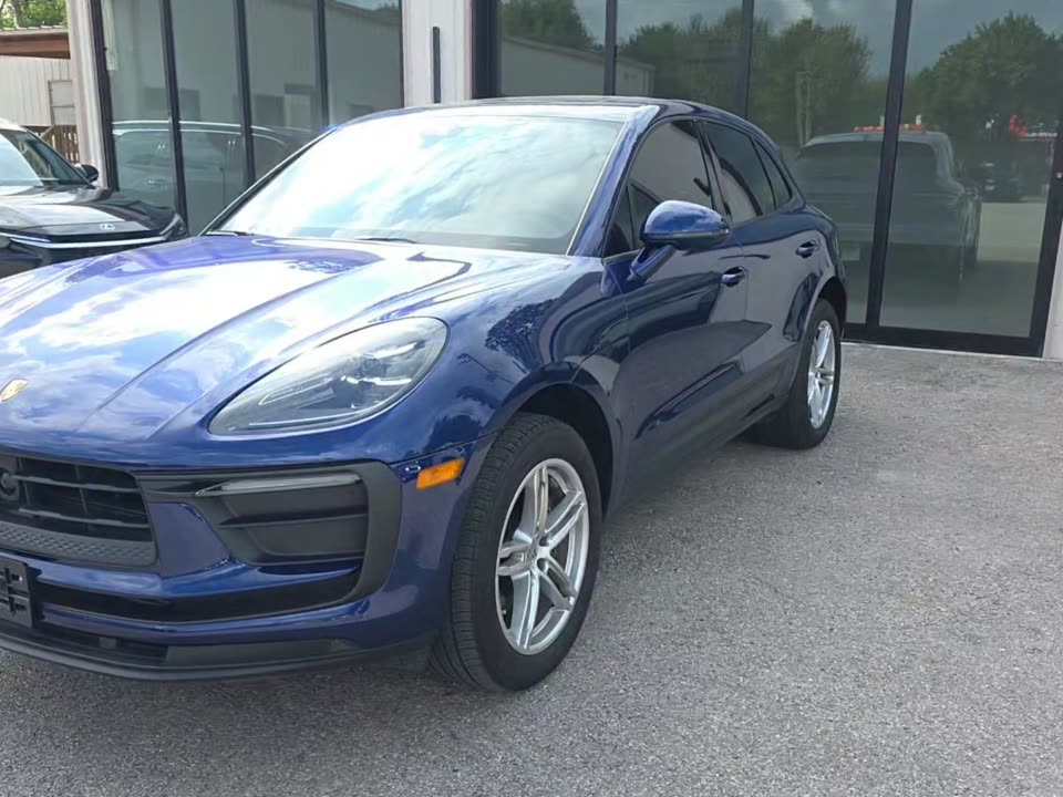 2024 Porsche Macan Base AWD