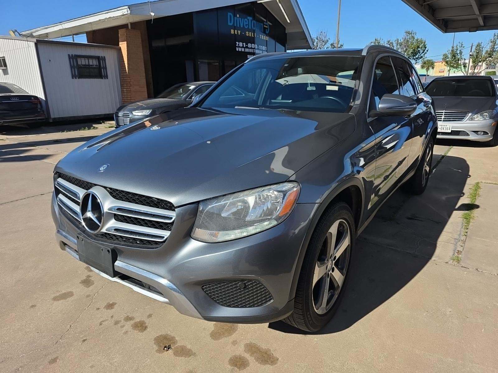 2017 Mercedes-Benz GLC 300