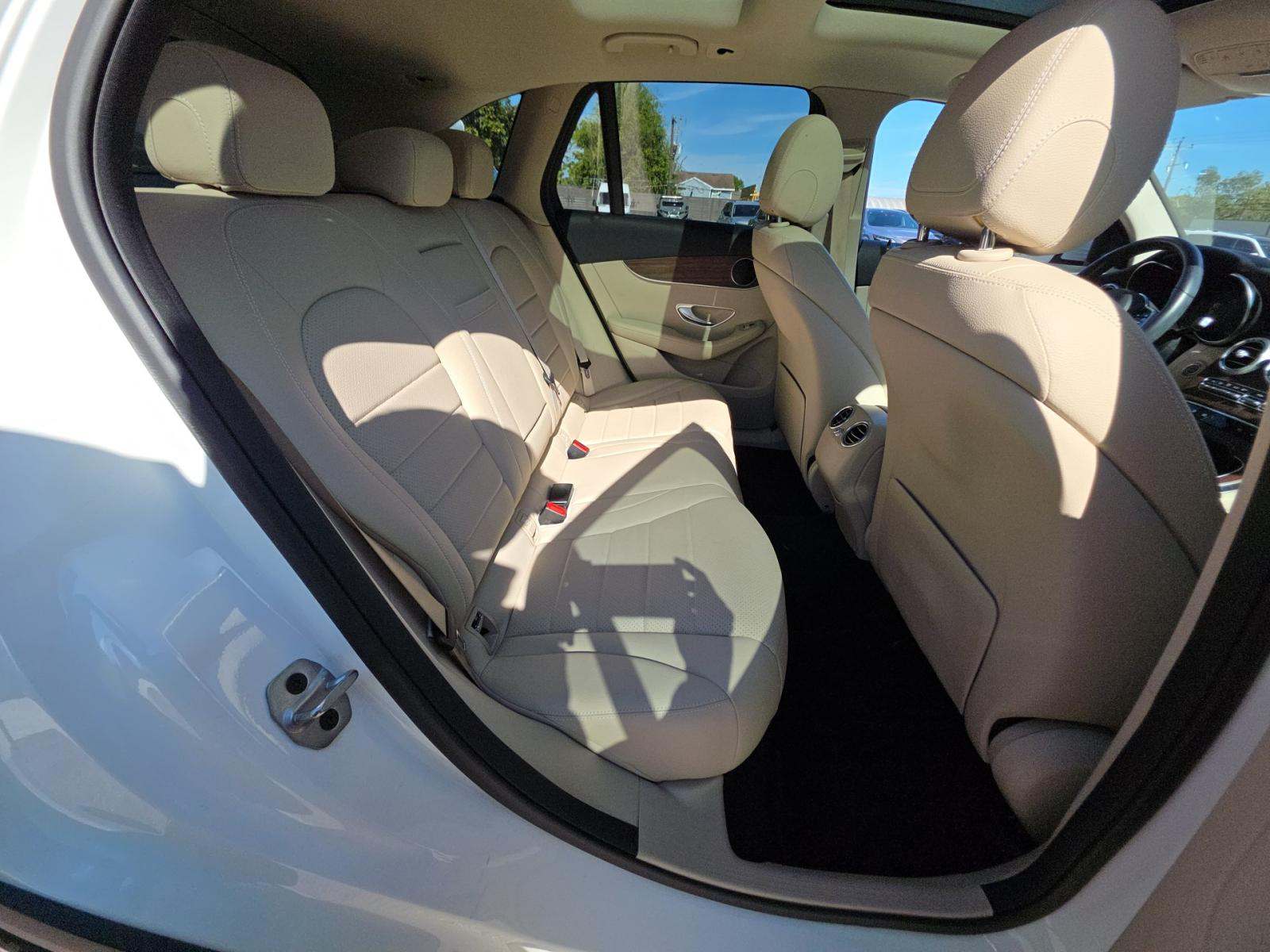 2022 Mercedes-Benz GLC GLC 300 RWD