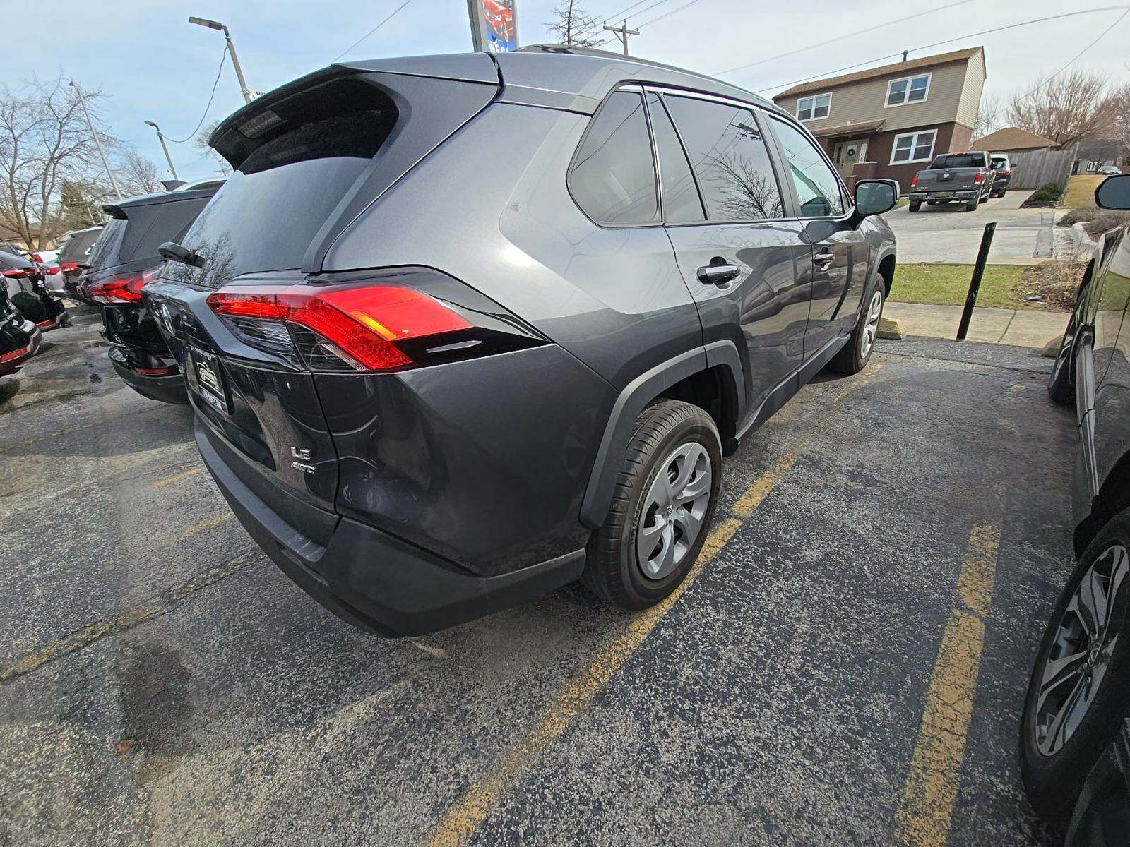 2021 Toyota RAV4 LE AWD