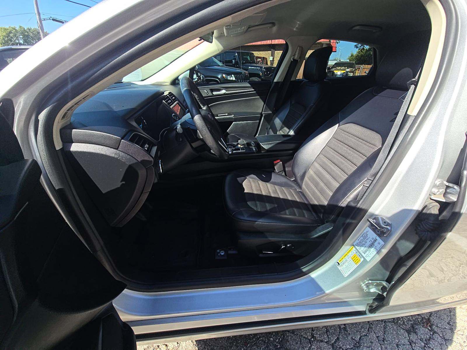 2018 Ford Fusion SE FWD