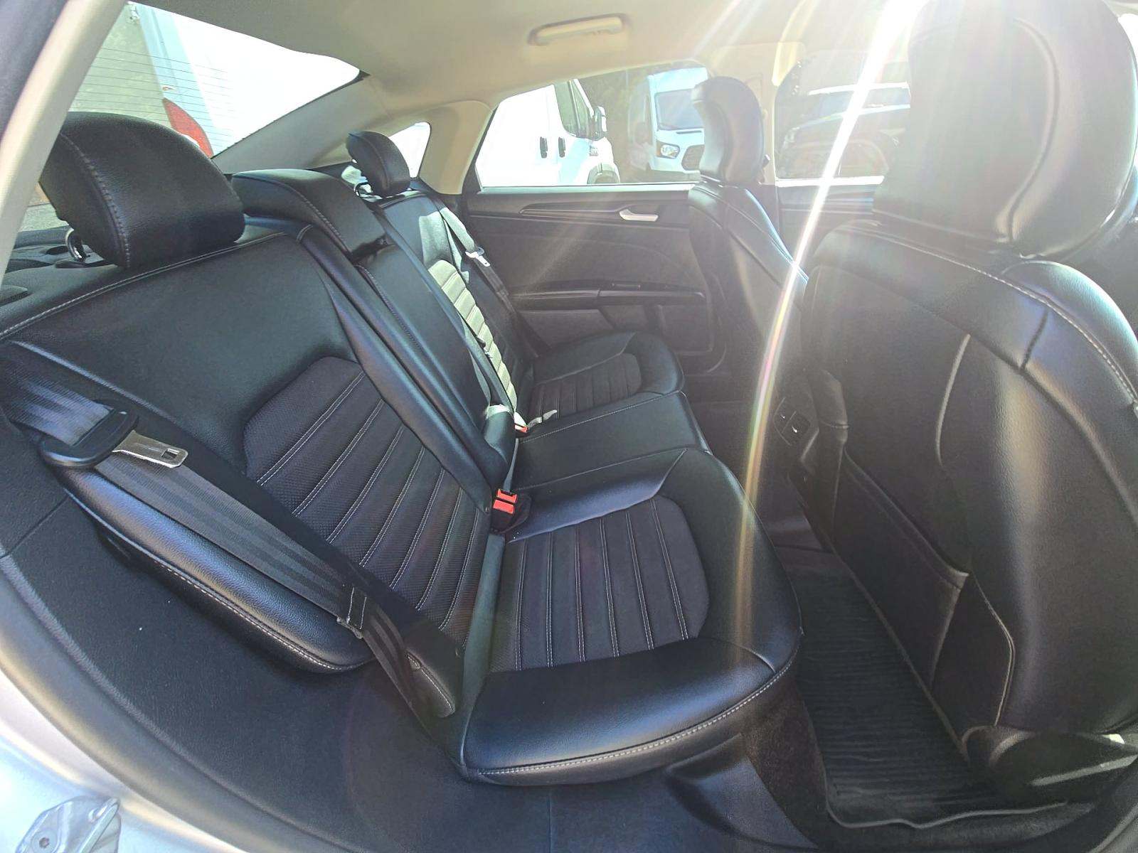 2018 Ford Fusion SE FWD