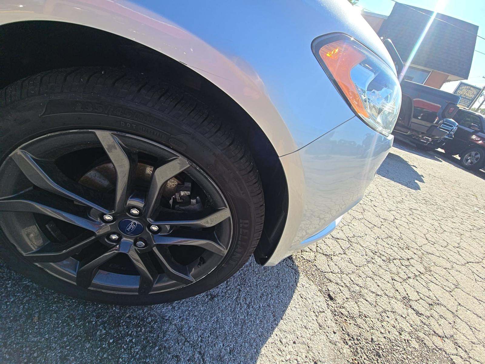 2018 Ford Fusion SE FWD