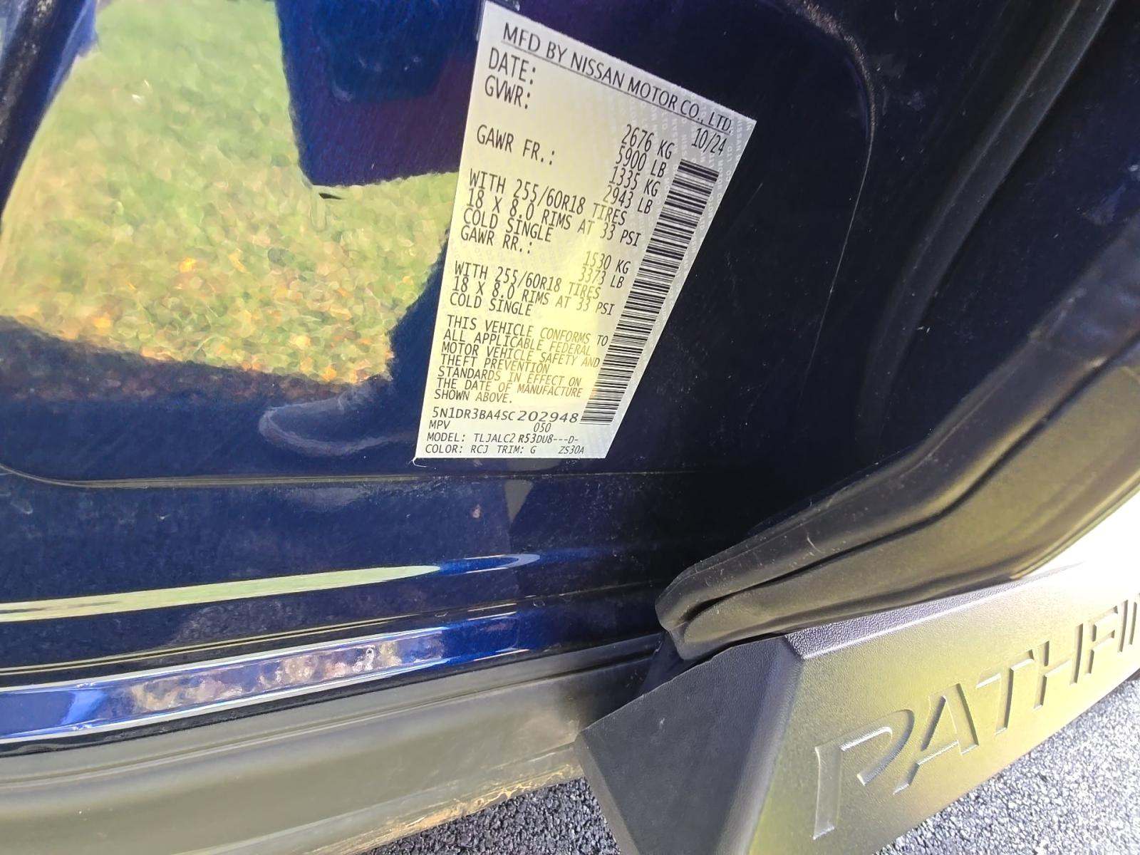 2025 Nissan Pathfinder SV FWD