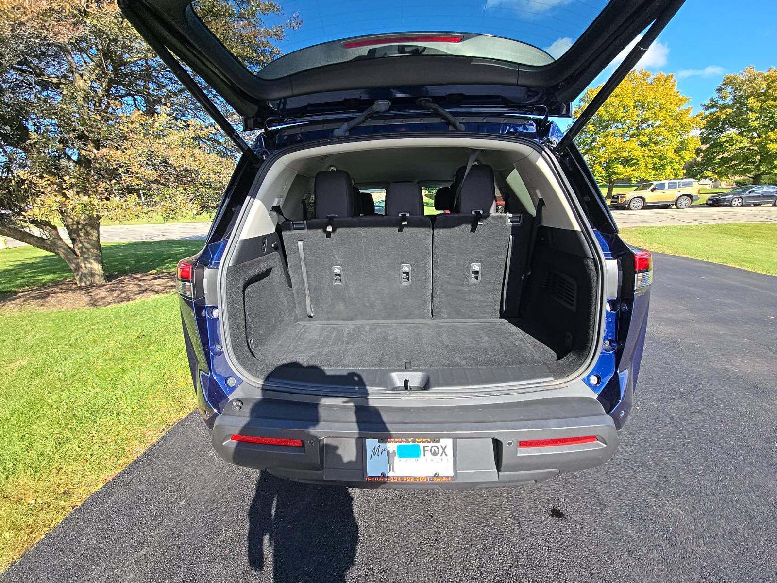 2025 Nissan Pathfinder SV FWD