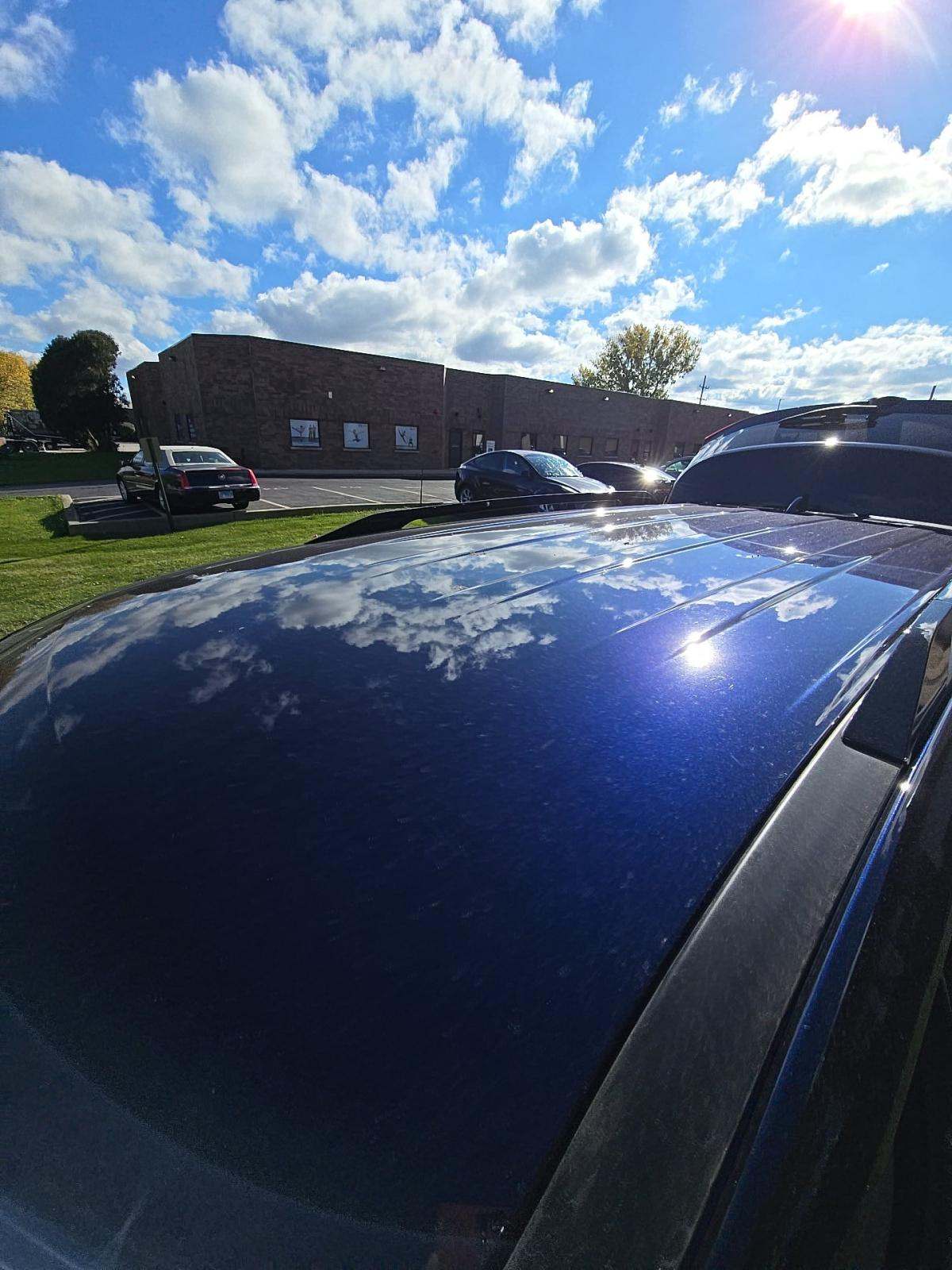 2025 Nissan Pathfinder SV FWD