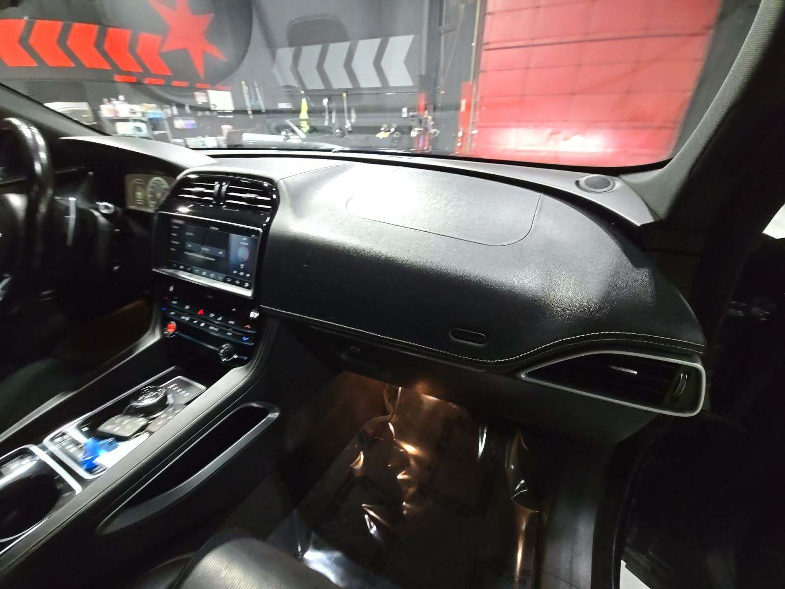 2017 Jaguar F-PACE S AWD