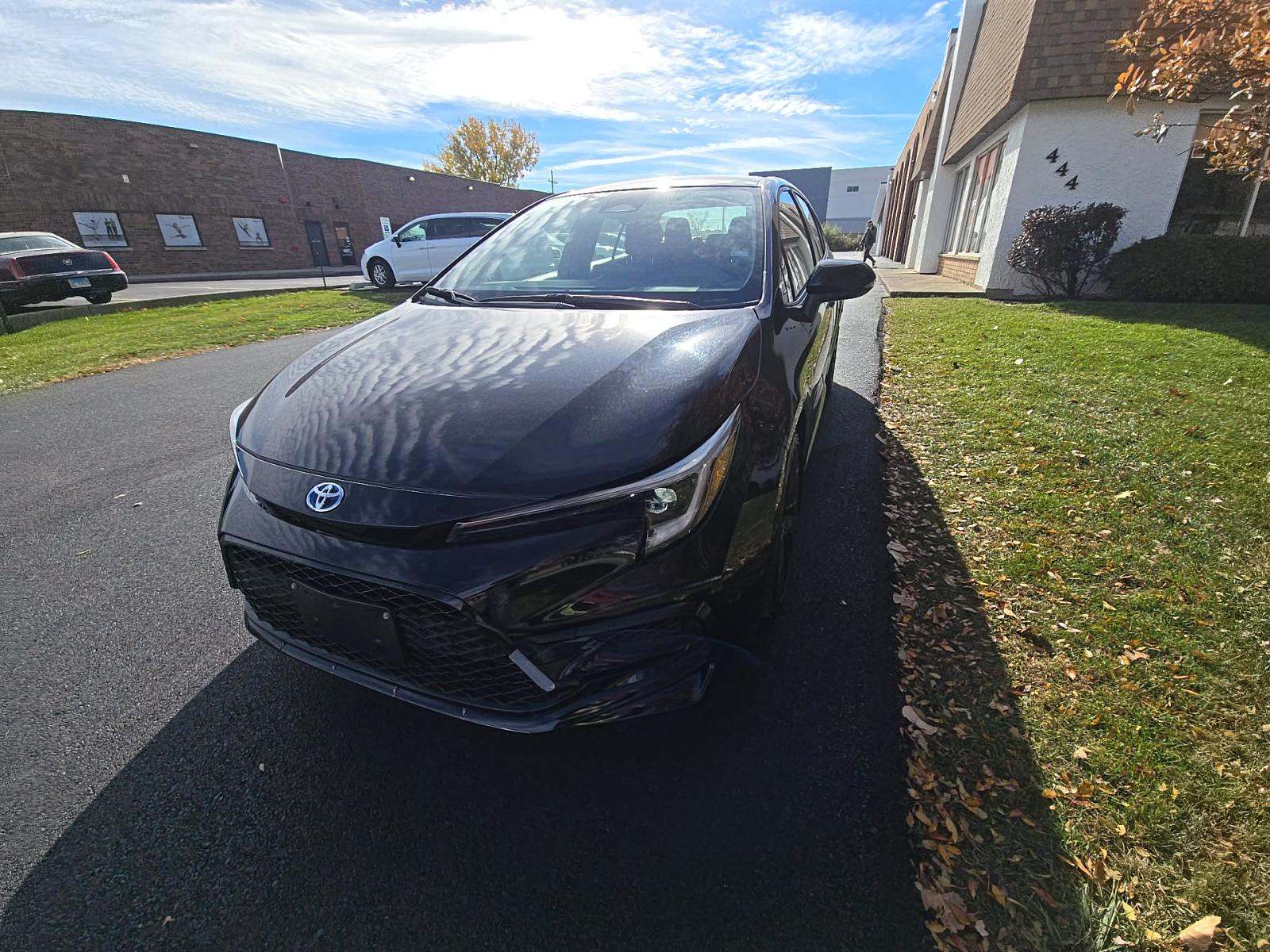 2025 Toyota Corolla Hybrid SE FWD