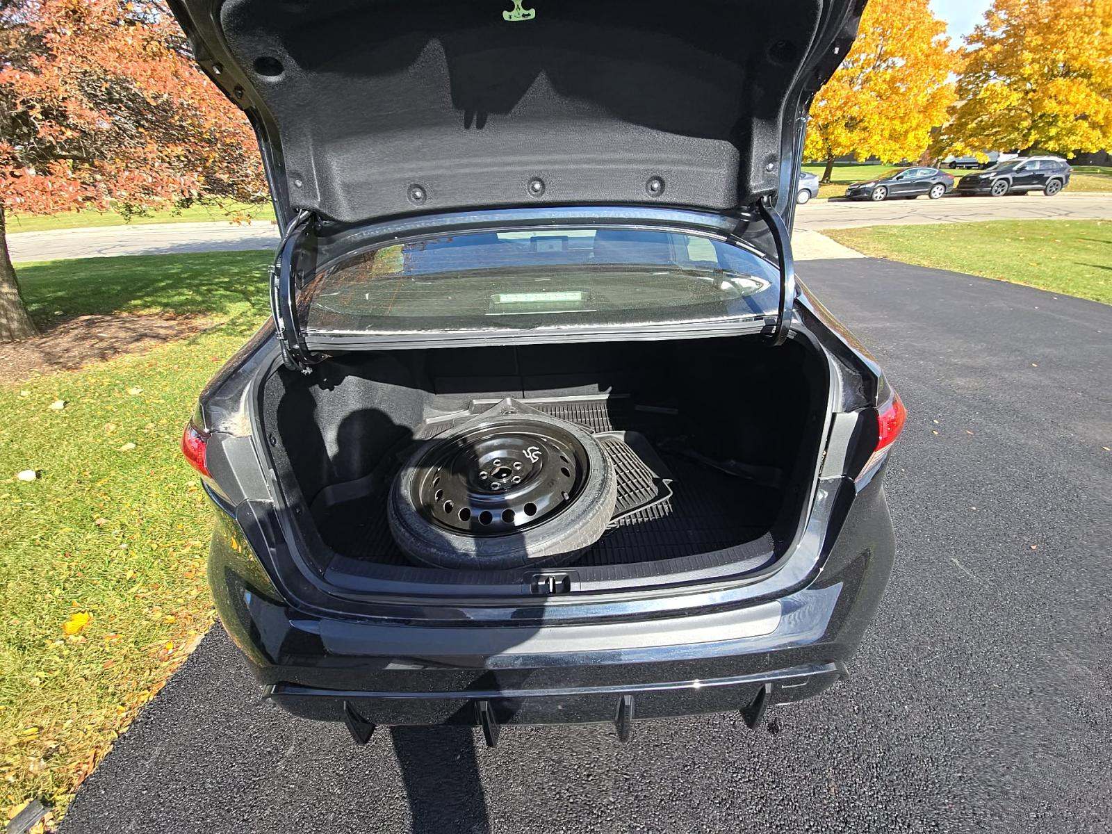 2025 Toyota Corolla Hybrid SE FWD