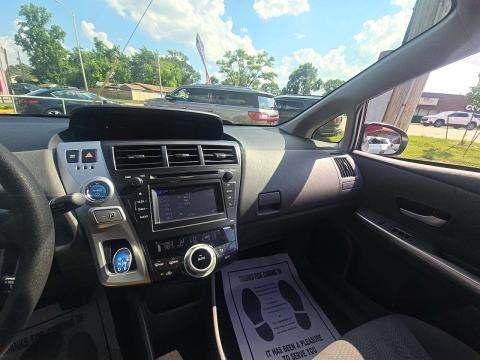 2012 Toyota Prius v Two FWD