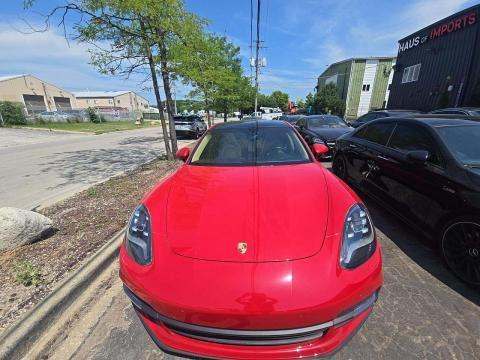 2018 Porsche Panamera 4 AWD